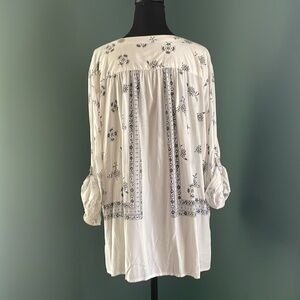 LOFT White and Blue Casual tunic  Down Shirt